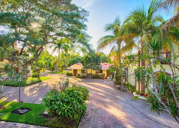 Hotel Garza Canela